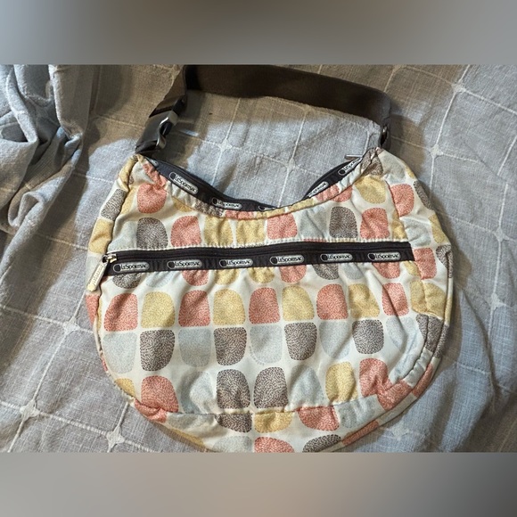 Vintage hobo style Le Sportsac - Picture 1 of 4
